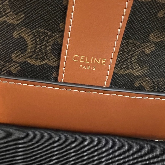 SOLD Authentic CELINE SMALL BUCKET IN TRIOMPHE CANVAS AND CALFSKIN in TAN - Picture 4 of 13